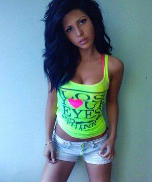 Meet Selina (20) from Arizona | No-Strings Adult Dating