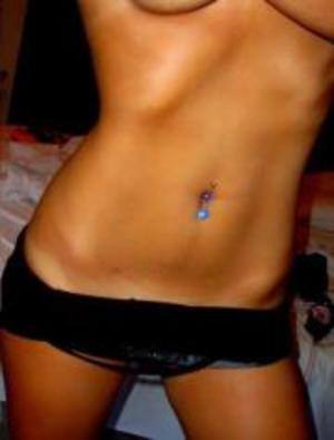 Tiara (19) | New York No-Strings Dating and Messaging