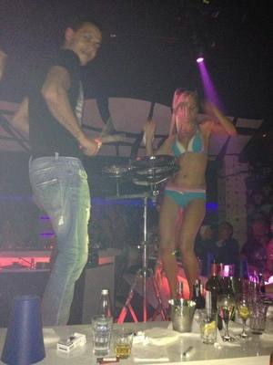 Local California Profile: Christie (21) | Older Men Welcome