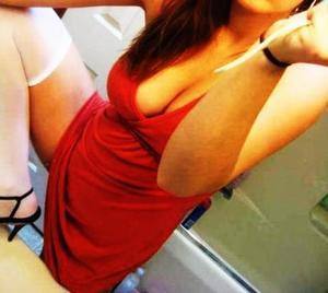 Evelyn, 23 from Louisiana | Older Men and Younger Women Dating