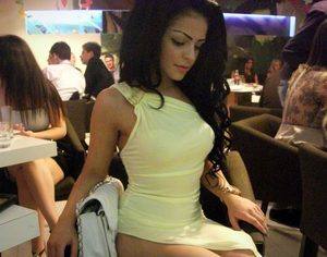 Local Iowa Profile: Serena (23) | Older Men Welcome