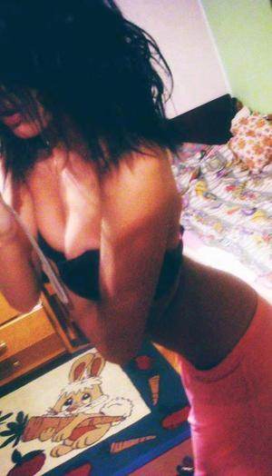 Melany (20), local adult profile photo in California