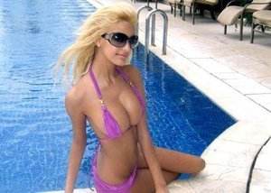 Sabrina (19) in California, adult profile photo