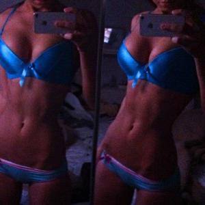 Scarlett, 26, Virginia | Younger Adult Woman Seeking Older Men