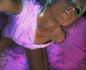 Ashlyn, 18, Ontario | Local FWB Dating Profile