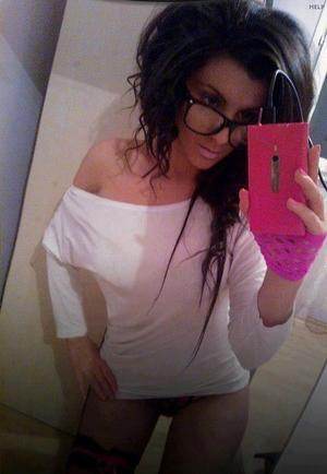 Nichole (20), California adult dating profile image