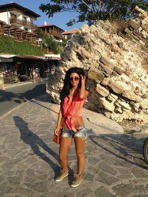 Anna (22) in New York | Friends with Benefits