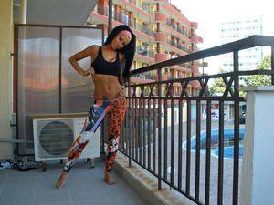 Laurie (26) in Montreal, QBC, adult profile photo