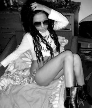 Photo of Alexa (19), adult profile in Round Lake Beach, IL