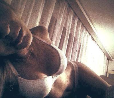 Adriana, 28, Ontario | Local FWB Dating Profile