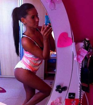 Meet Sydnie (27) from Ontario | FWB Casual Partner