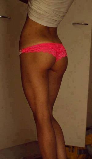 Adult dating profile photo of Alicia (29) in Eau Claire, WI