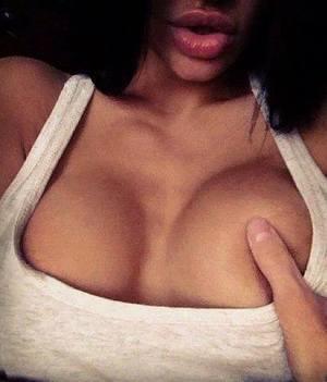 Simone, 18, Quebec | Local FWB Dating Profile