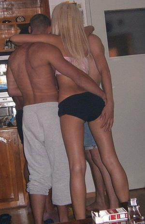 Leah (29), local adult profile photo in Honolulu, HI