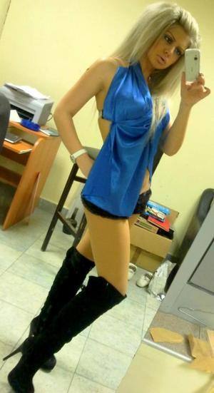 Meet Emmalyn (29) from Connecticut | FWB Casual Partner