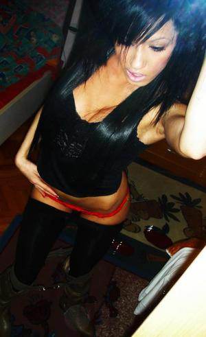 Marina, 25, profile image for Bloomer, WI dating page