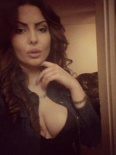 Luba from New York is looking for adult webcam chat