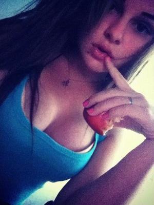Leoma from Arizona is interested in nsa sex with a nice, young man