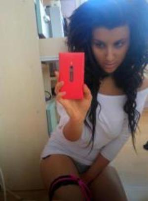 Joaquina is a cheater looking for a guy like you!