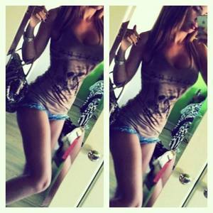 Eldora from Tennessee is looking for adult webcam chat