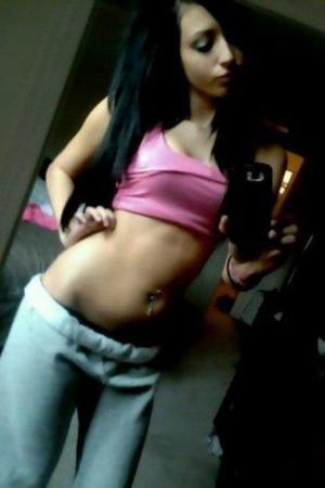 Bryanna from Hawaii is looking for adult webcam chat